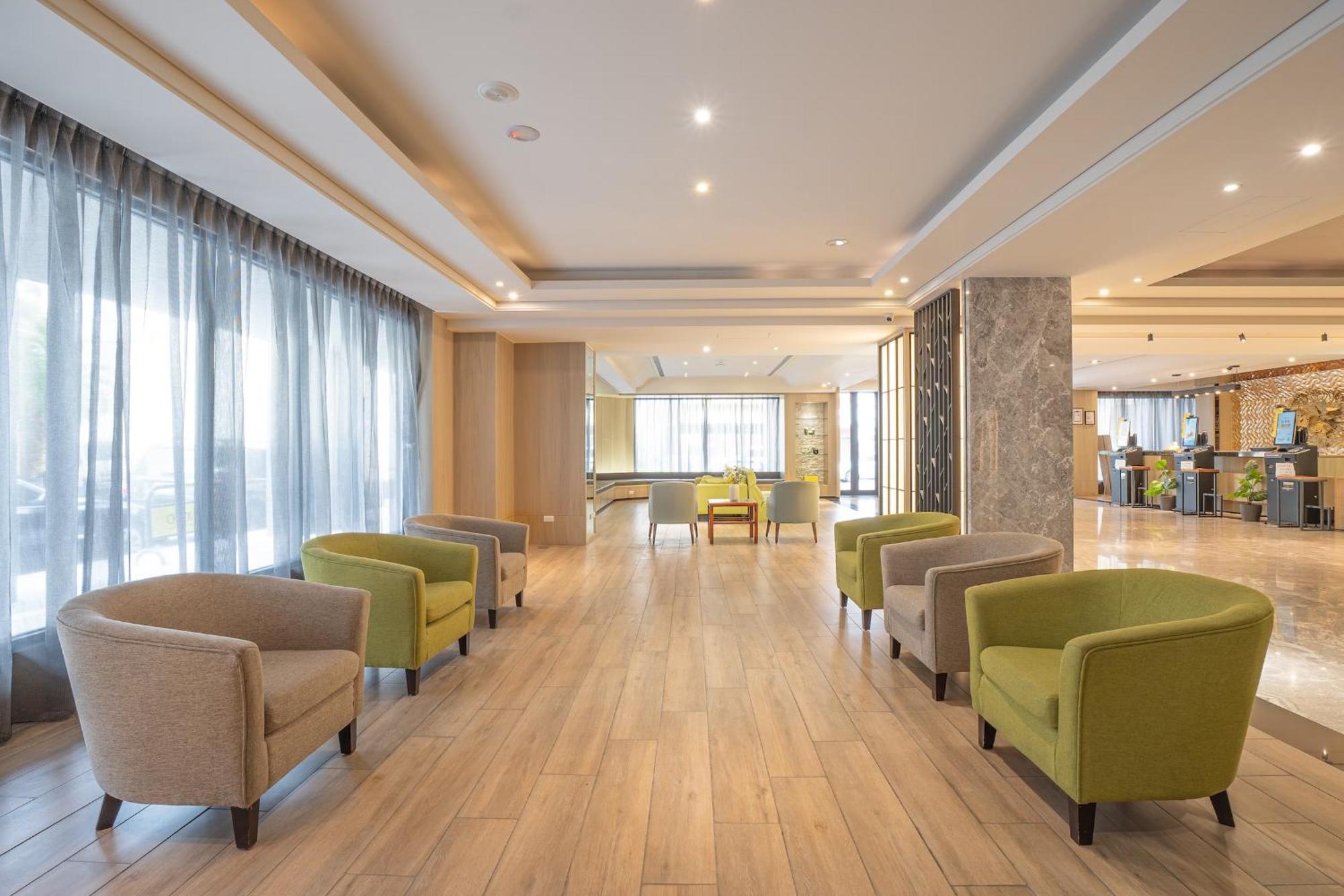 Check Inn Taichung Wenxin Zhongqing Exteriér fotografie
